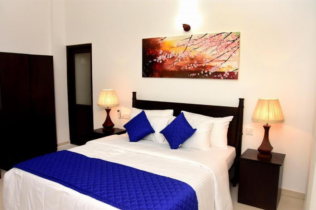 Blue Spring Hotel Wadduwa Bilik gambar
